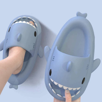 Shark anti-slip sandals: comfort and safety 